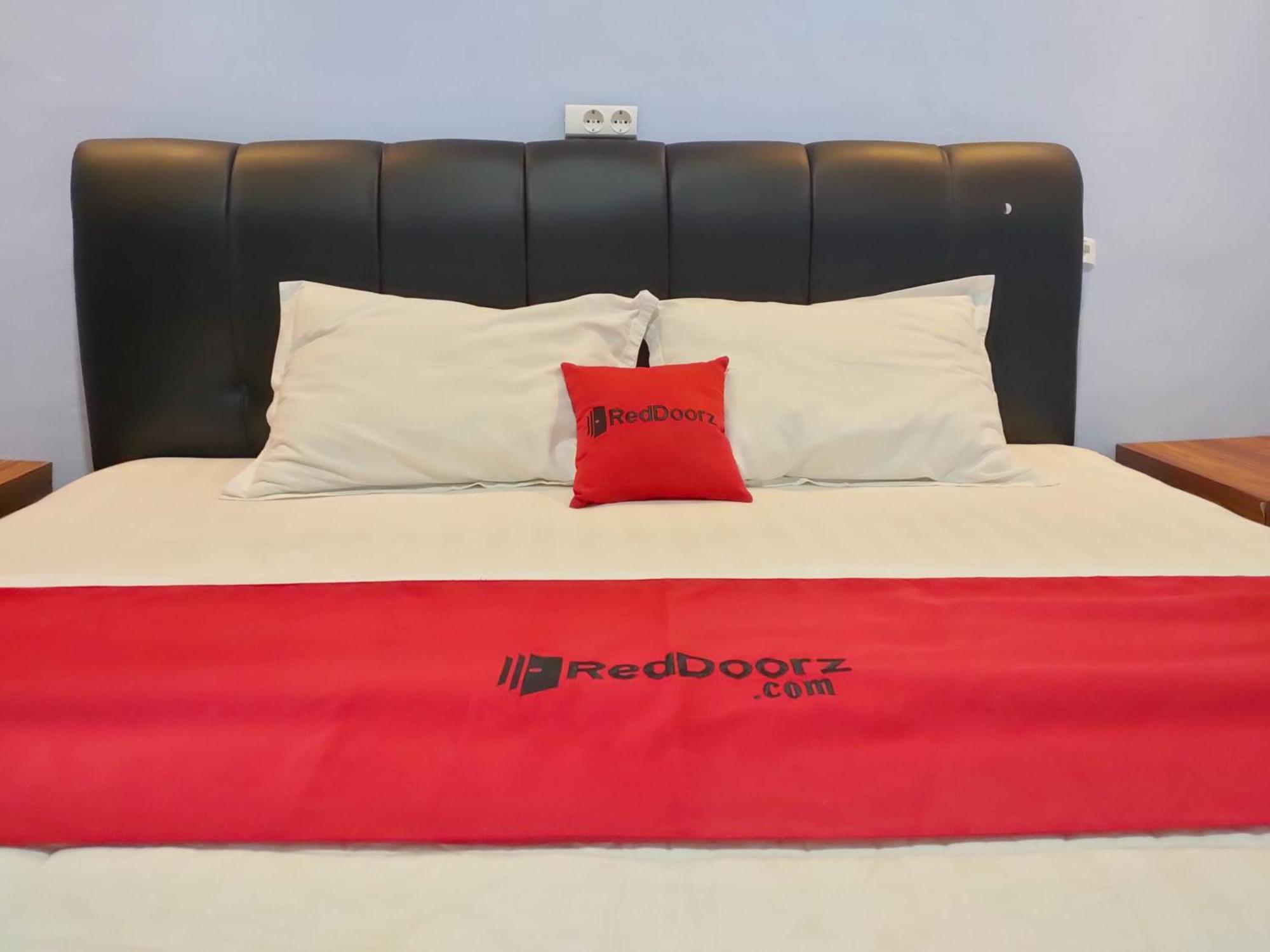 Reddoorz Syariah Near Stasiun Wates Hotel Wates  Ngoại thất bức ảnh